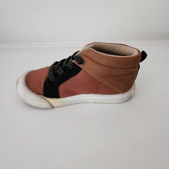 Toddler Boy Slip On Canvas Sneakers | Size 9 | High Tops | Brown Reinforced Toe - Picture 3 of 7
